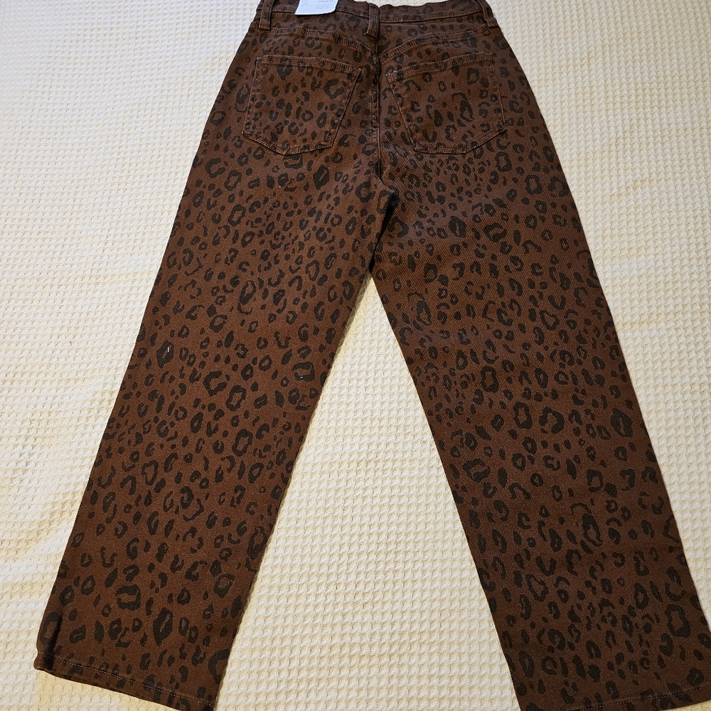 Universal Thread Vintage Straight Leopard Print J… - image 4